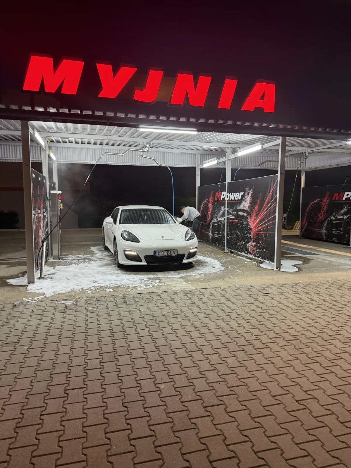Myjnia samoobsługowa MPower w Mysłowicach